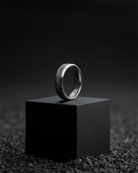 Preview: 6 mm Silber-Titanring mit Larvikit-Stein - Rota Light Grey